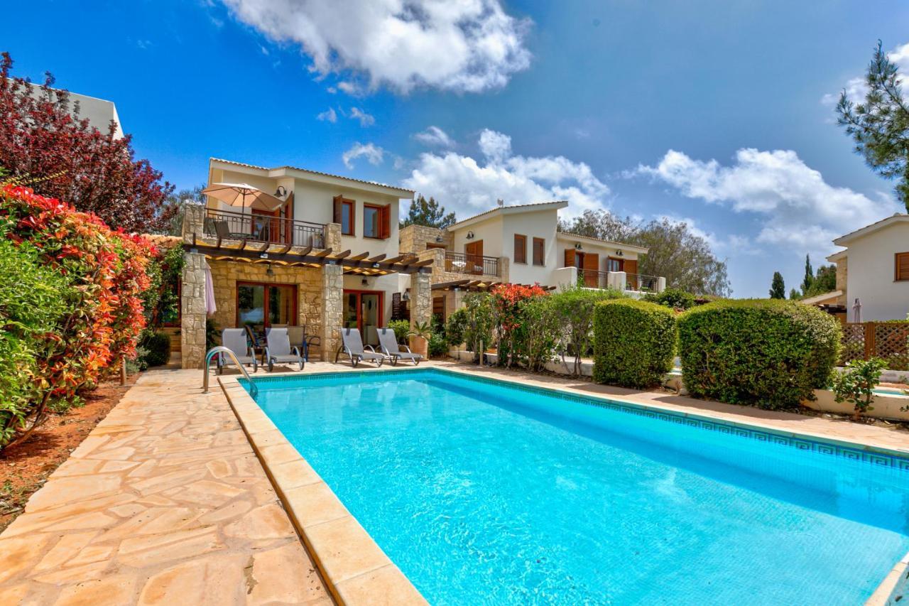 2 Bedroom Villa Destu With Private Pool And Golf Views, Aphrodite Hills Resort 코우클리아 외부 사진