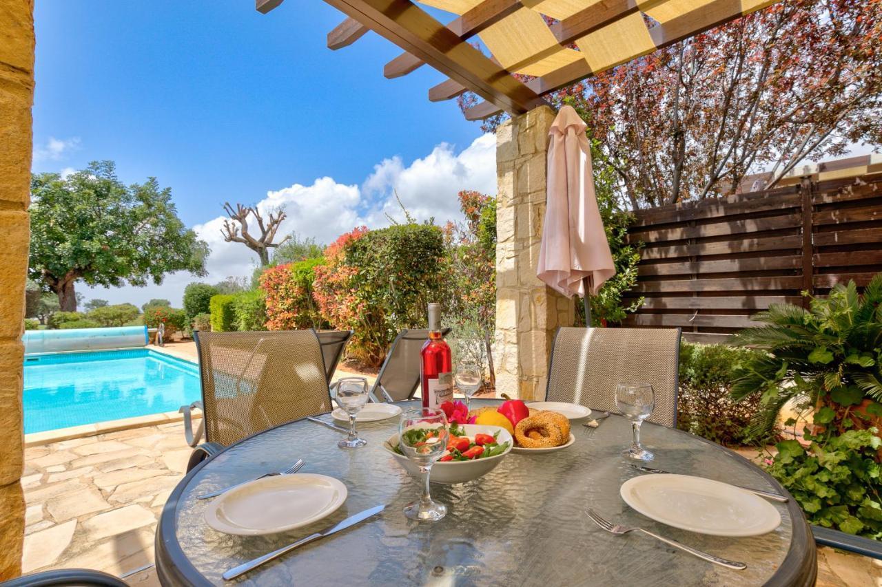 2 Bedroom Villa Destu With Private Pool And Golf Views, Aphrodite Hills Resort 코우클리아 외부 사진