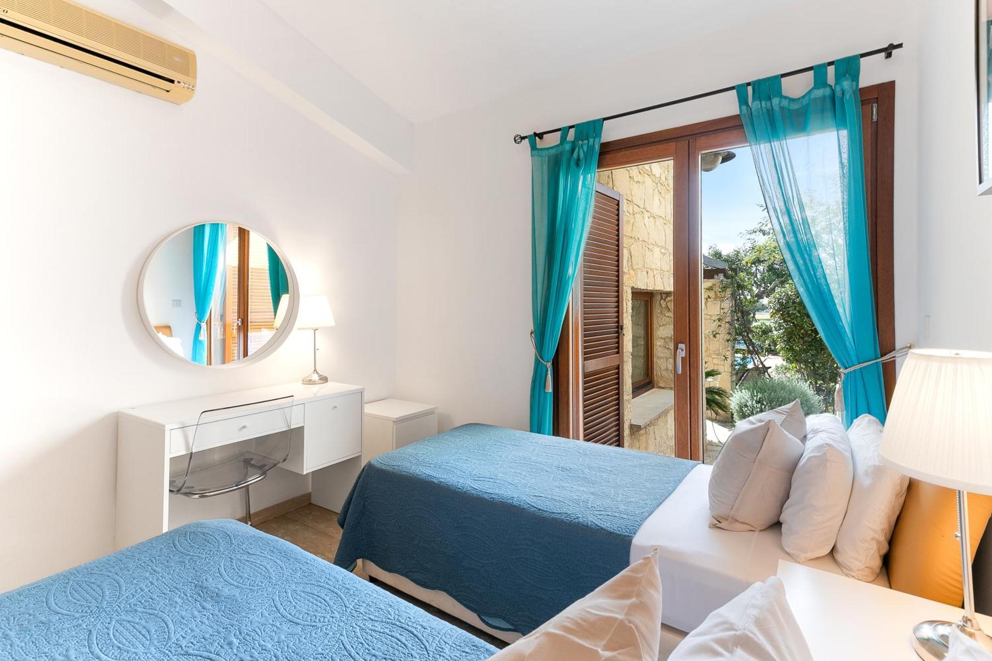 2 Bedroom Villa Destu With Private Pool And Golf Views, Aphrodite Hills Resort 코우클리아 외부 사진