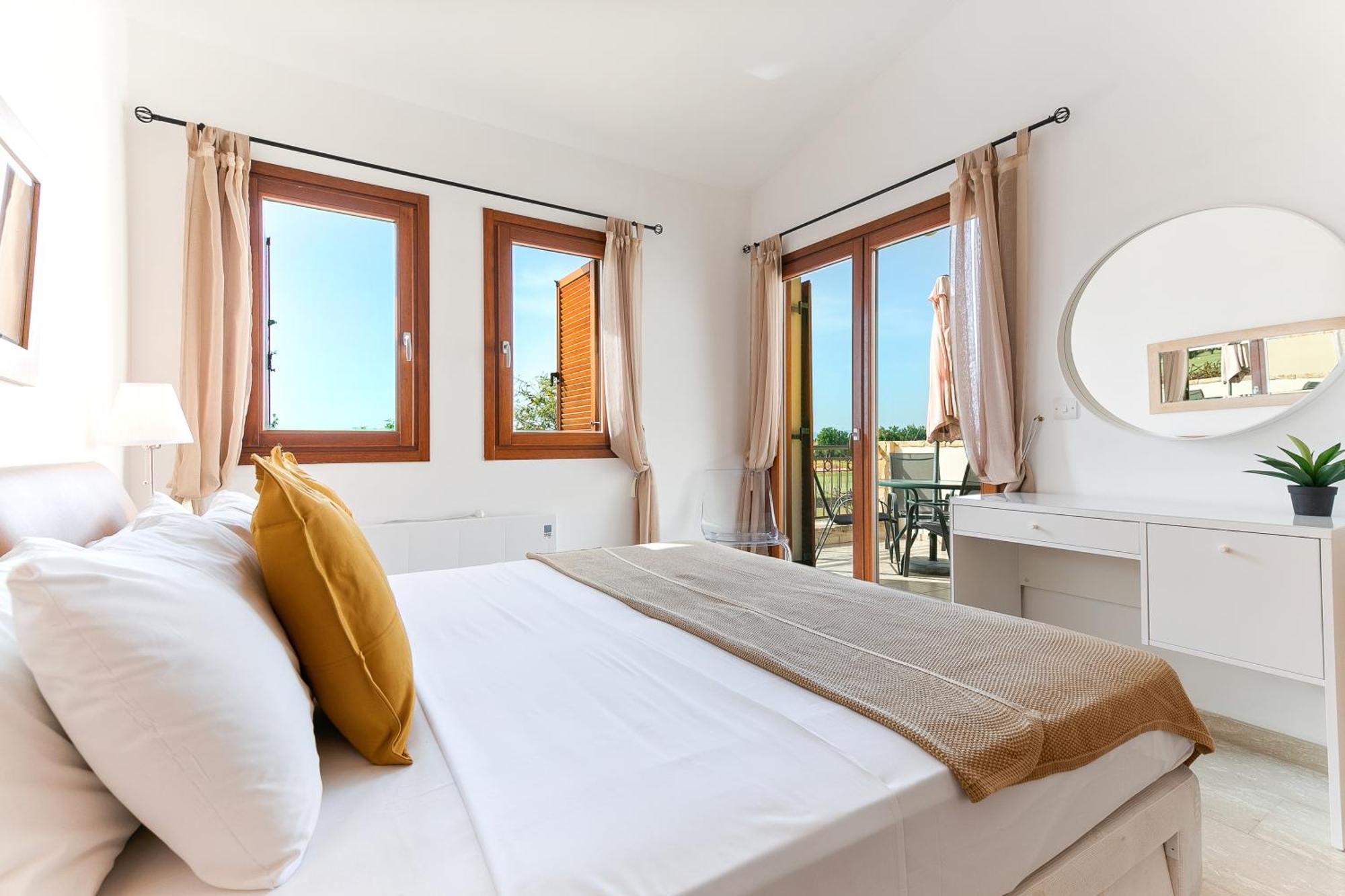 2 Bedroom Villa Destu With Private Pool And Golf Views, Aphrodite Hills Resort 코우클리아 외부 사진